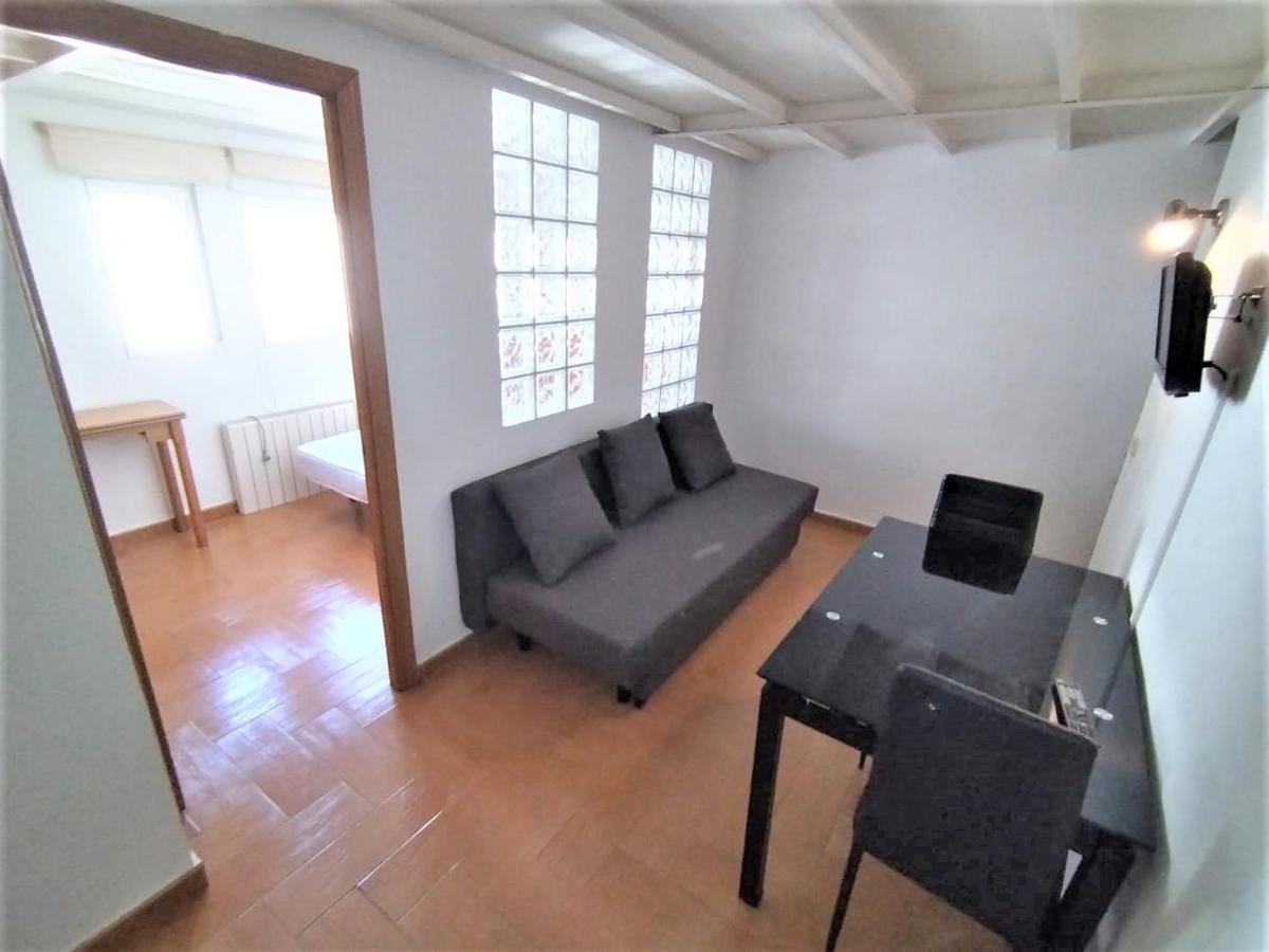 Puerta Del Sol - Plaza De Santa Ana Apartments Madryt Zewnętrze zdjęcie
